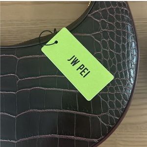 JW PEI Carly Saddle Bag